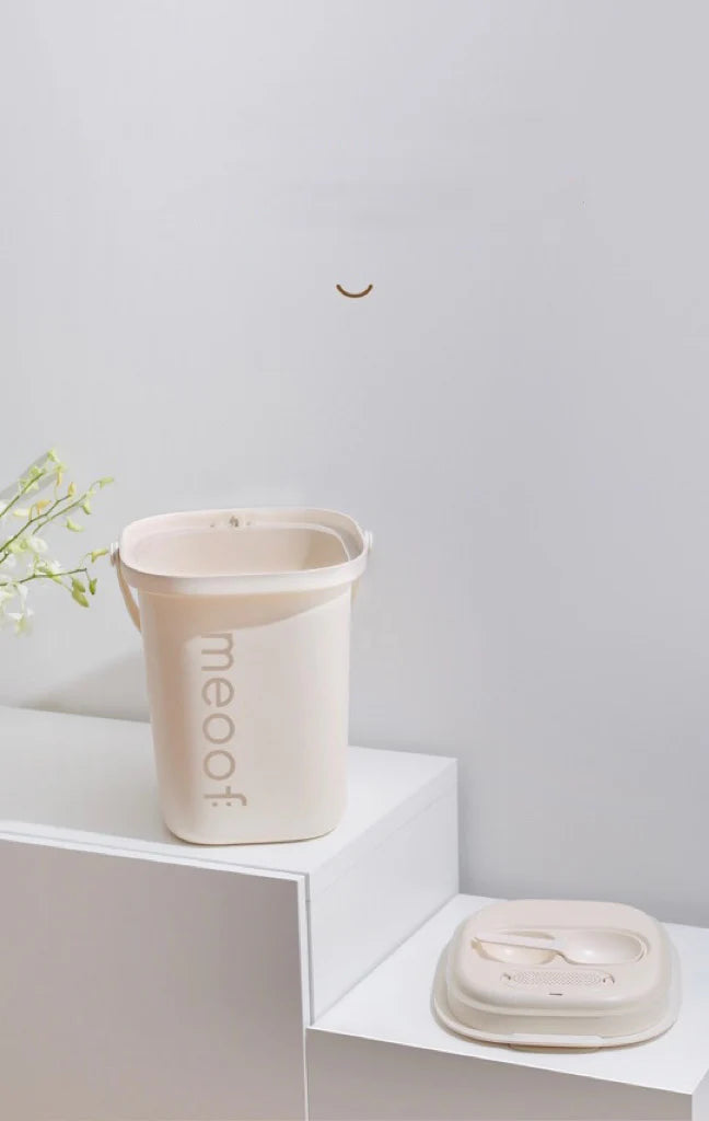 Pet Automatic Vacuum Food Storage Bucket