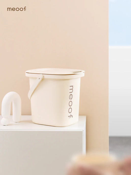 Pet Automatic Vacuum Food Storage Bucket